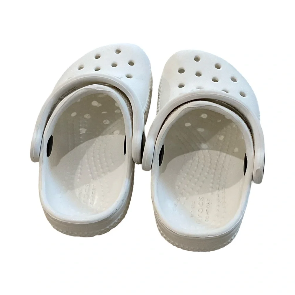 White Crocs Toddler Size 5 Slip-On Shoes Excellent for Daycare & Summer 👶☀️ - Picture 2 of 6